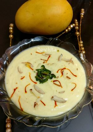 A picture of Aamrakhand or Mango Shrikhand.