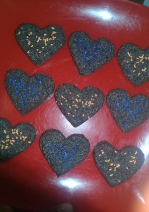 Una foto de Corazoncitos de bizcochuelo de chocolate y Nutella
