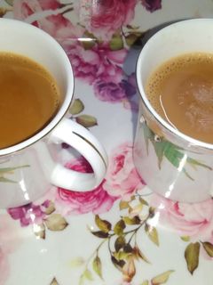 तुलसी अदरक चाय (Tulsi adrak chai recipe in hindi) रेसिपी मुख्य फोटो