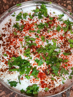 मूंग की दाल का दही बड़ा (moong ki daal ka dahi bada recipe in hindi) रेसिपी मुख्य फोटो