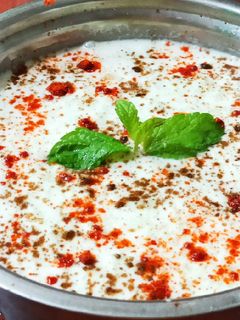 लौकी का रायता (Lauki ka raita recipe in Hindi) रेसिपी मुख्य फोटो