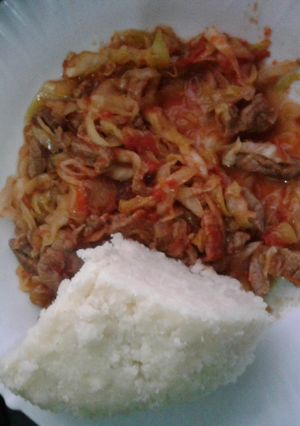 A picture of Cabbage and beef mix.