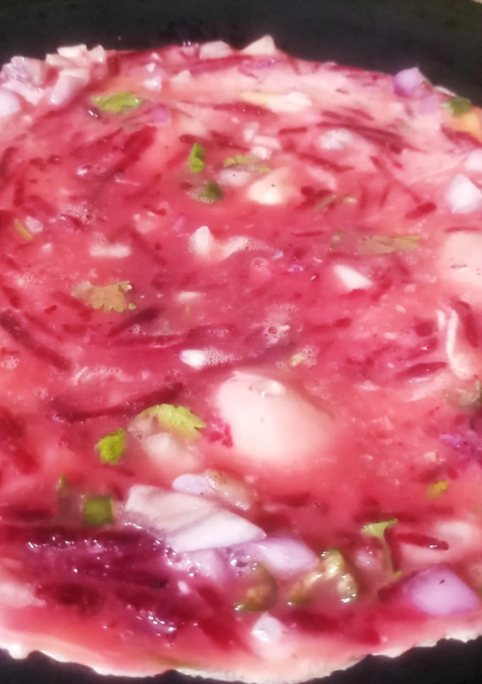 பீட்ரூட் ஆம்லட் (ரோஸ் நிறம்) (Beetroot Omlette Recipe in Tamil) செய்முறை முக்கிய புகைப்படம்