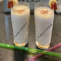 A picture of DATE AND BANANA SMOOTHIE:.