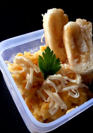 Foto resep Scramble egg (breakfast MPASI 7 bln)