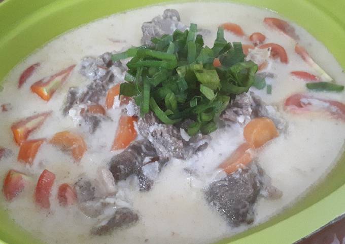 Sop kambing susu