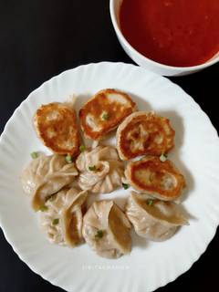 Steamed veg Dumplings with spicy tomato chutney Recipe by Mia Chan ...