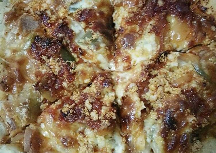 Pizza with tomato concasse sauce mozarella