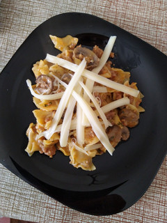 Gombás, húsos tészta recept fotója
