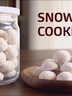 A picture of Snowball Cookies (Boule de Neige).