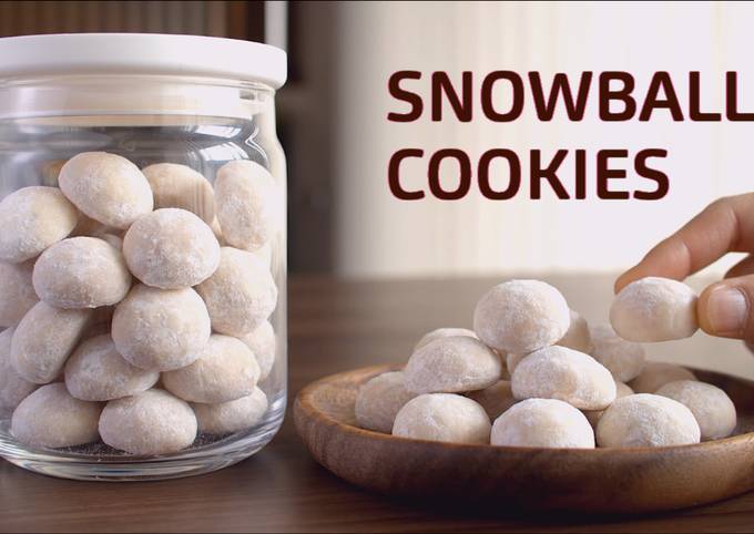 Steps to Make Award-winning Snowball Cookies (Boule de Neige)