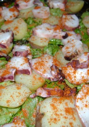 Una foto de Ensalada de pulpo y papines