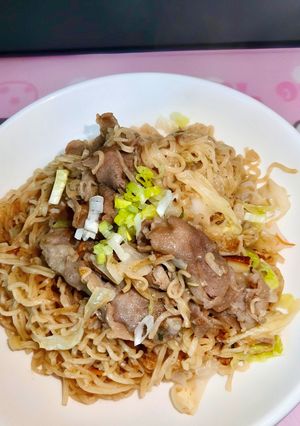 炒泡麵 的食譜成品照片