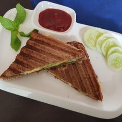 A picture of Cucumber Mint grilled Sandwich.