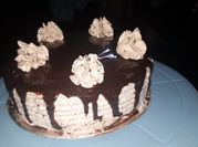 A picture of oreos cream