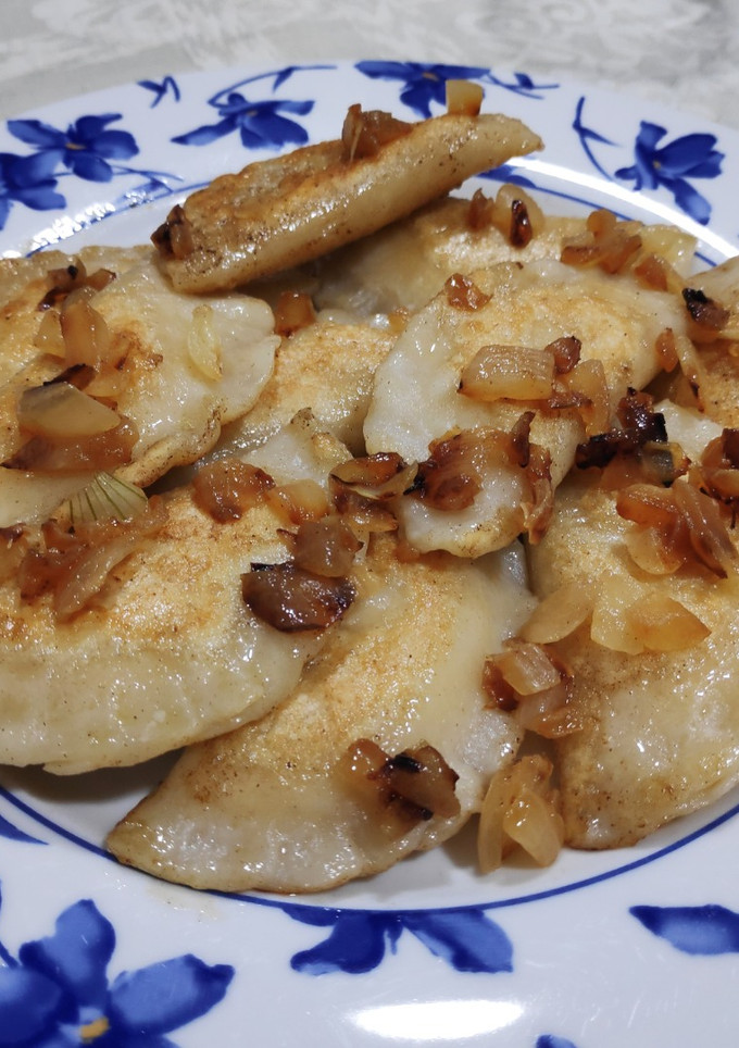 Una foto de Pierogi ruskie (receta polaca)