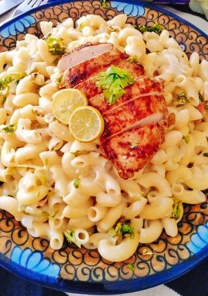 A picture of Grilled Chicken Creamy Pasta.