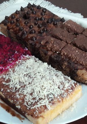 Foto resep Cake coklat tabur bengbeng n cokochip😋😍 cake susu tabur keju n buah naga😍# beranibaking