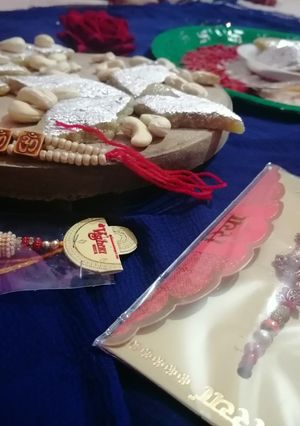 A picture of Kaju katli.
