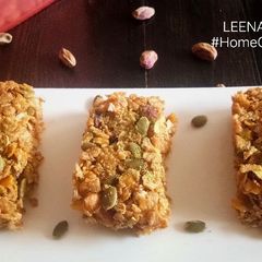 A picture of Desi Muesli Bars.