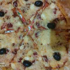 بيتزا بعجينة خفيفة 😍❤️🍕🍕-レシピのメイン写真