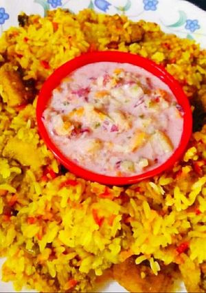 A picture of Chicken Biryani.