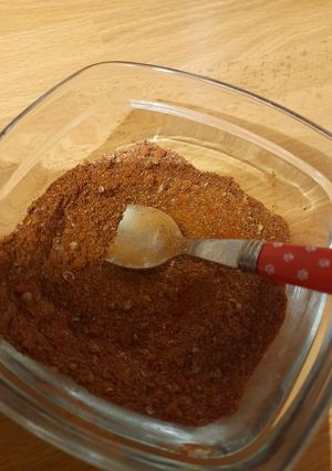 A picture of (Belgian) stew spice mix.