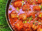 A picture of worcestershire sauce meatballs