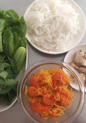 Hình của món Mắm tép trộn đu đủ thịt luộc.