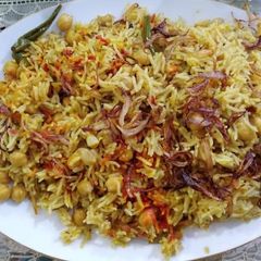 A picture of Chana Pulao.