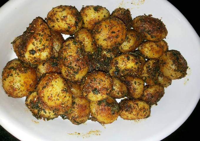 Kasoori methi Flavoured stir fry potatoes