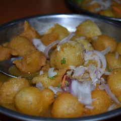 A picture of Rice vada.