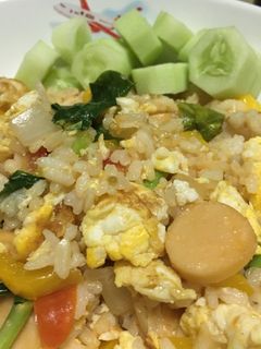 รูปของ ข้าวผัดไส้กรอก