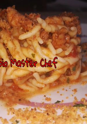 Foto di Trofie Fresche alla Bolognese con Salsiccia al Profumo di Pane Profumato