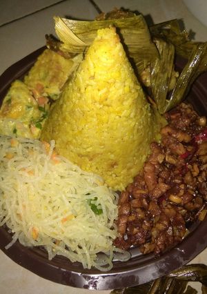 Foto resep Tumpeng Nasi kuning mini