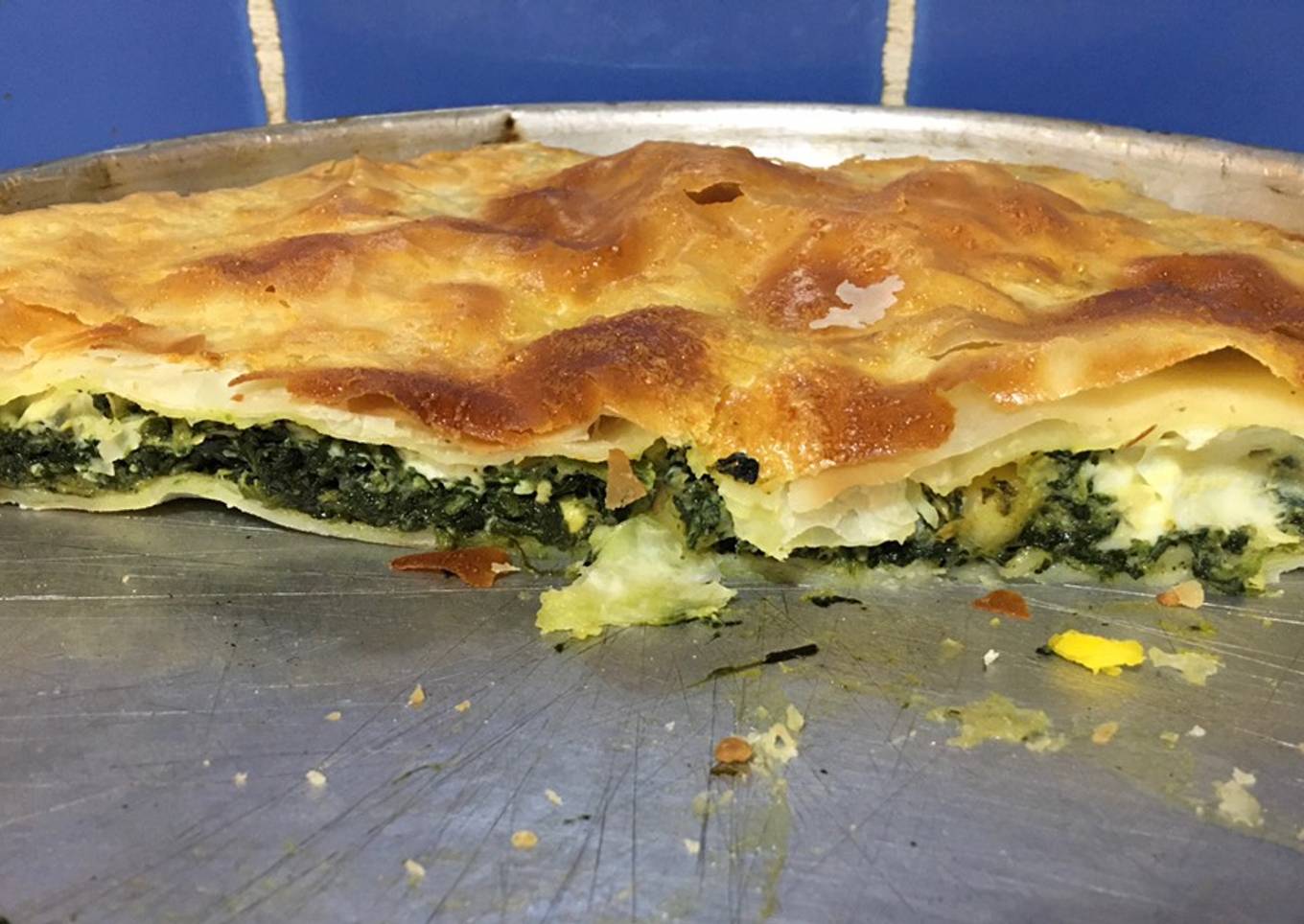 Tarta de espinacas con huevo y queso