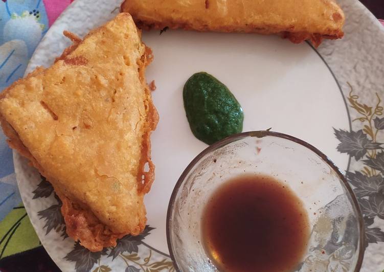 Recipe of Quick Stuffed Bread pakoda