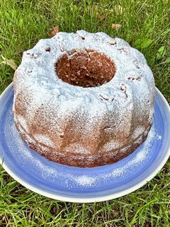 Una foto de Bundt cake de dulce de leche