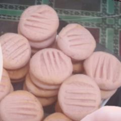 A picture of Jelly Cookies.