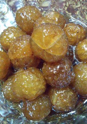 A picture of Amla murabba.