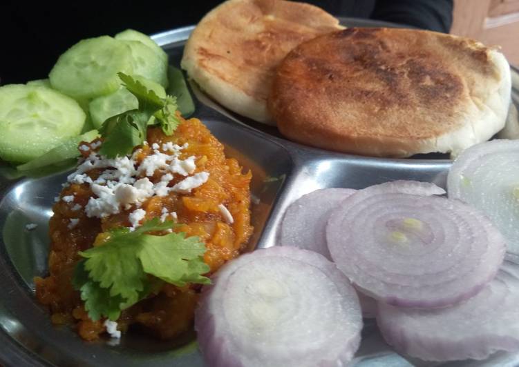 Paav Bhaji at home