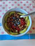 Bowl de Yogur con Frutas y Granola