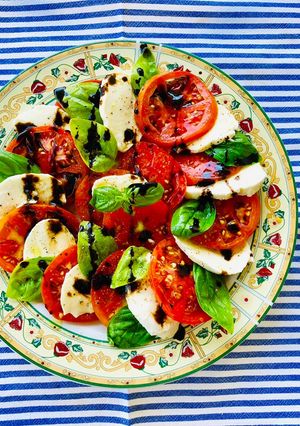 O poză a rețetei Salată caprese.