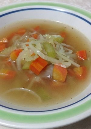 Una foto de Sopa de repollo (col)