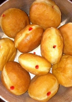 A picture of Filled doughnut.
