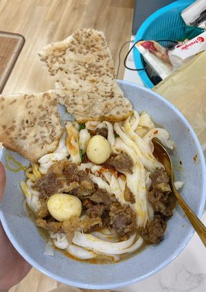 Hình của món Mì quảng bò siêu ngon.