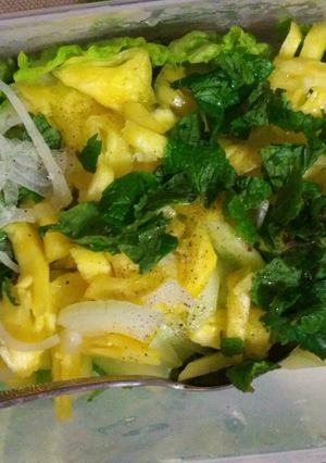 Hình của món Salad dứa dưa chuột thanh mát.