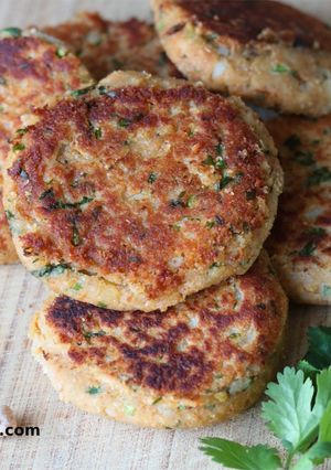 A picture of Chhole Tikki/Chickpea Patties.
