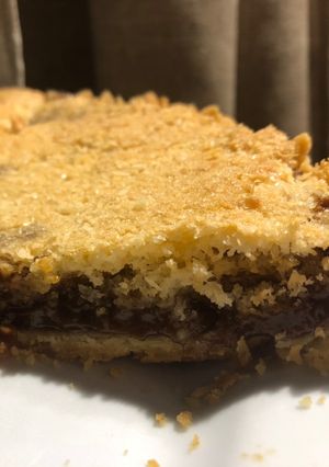 Una foto de Torta de coco y dulce de leche! Muy fácil 😋