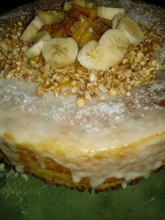 Una foto de Torta de naranja y pasas de uva súper húmeda🍊🍊